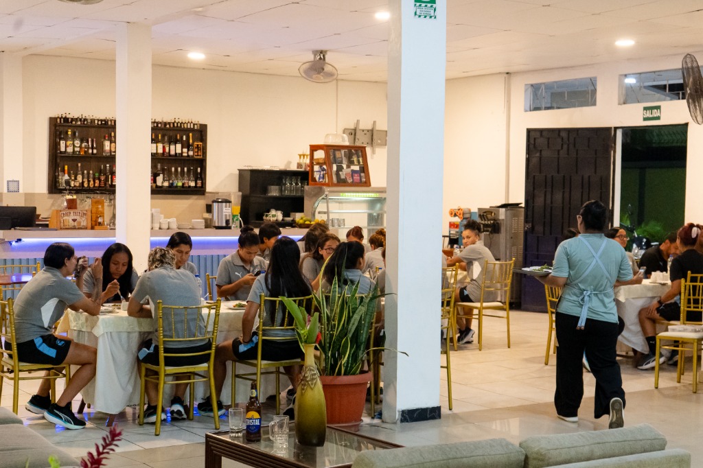 Delicioso café y postre en Yuri Café